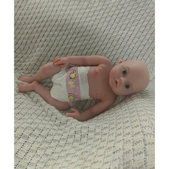 45cm Open Eyes Reborn Baby Girl Doll 5.61lbs Silicone Dolls Can Drink Water&Pee - Picture 7 of 16